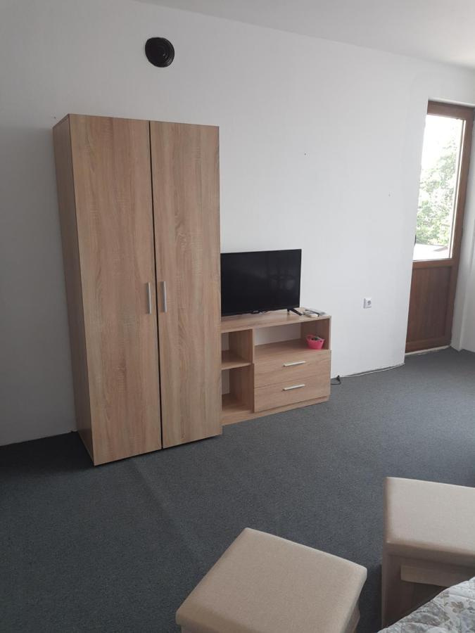 Guest Rooms Radost 발치크 외부 사진