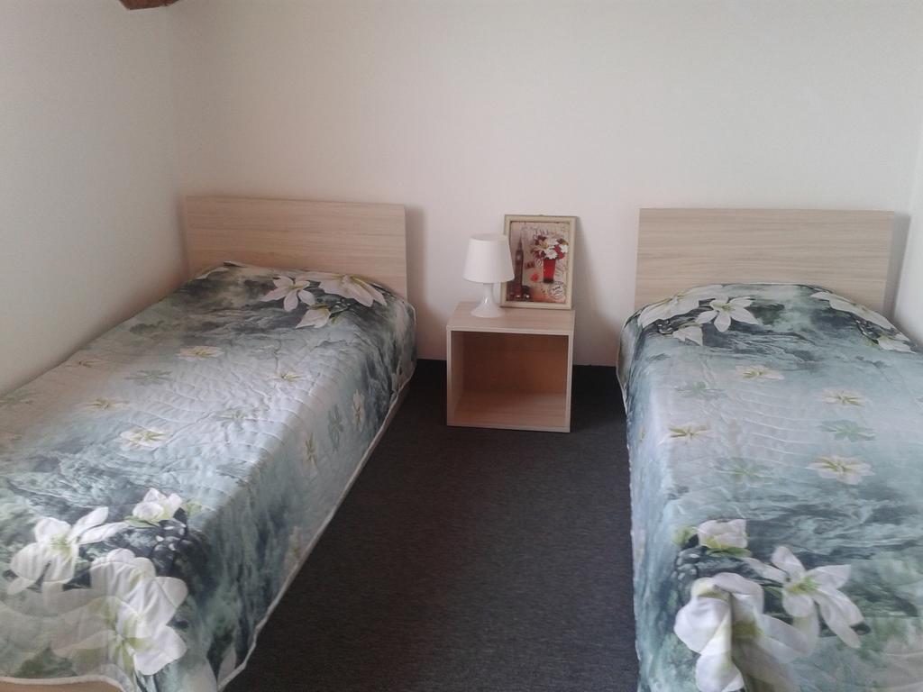 Guest Rooms Radost 발치크 외부 사진